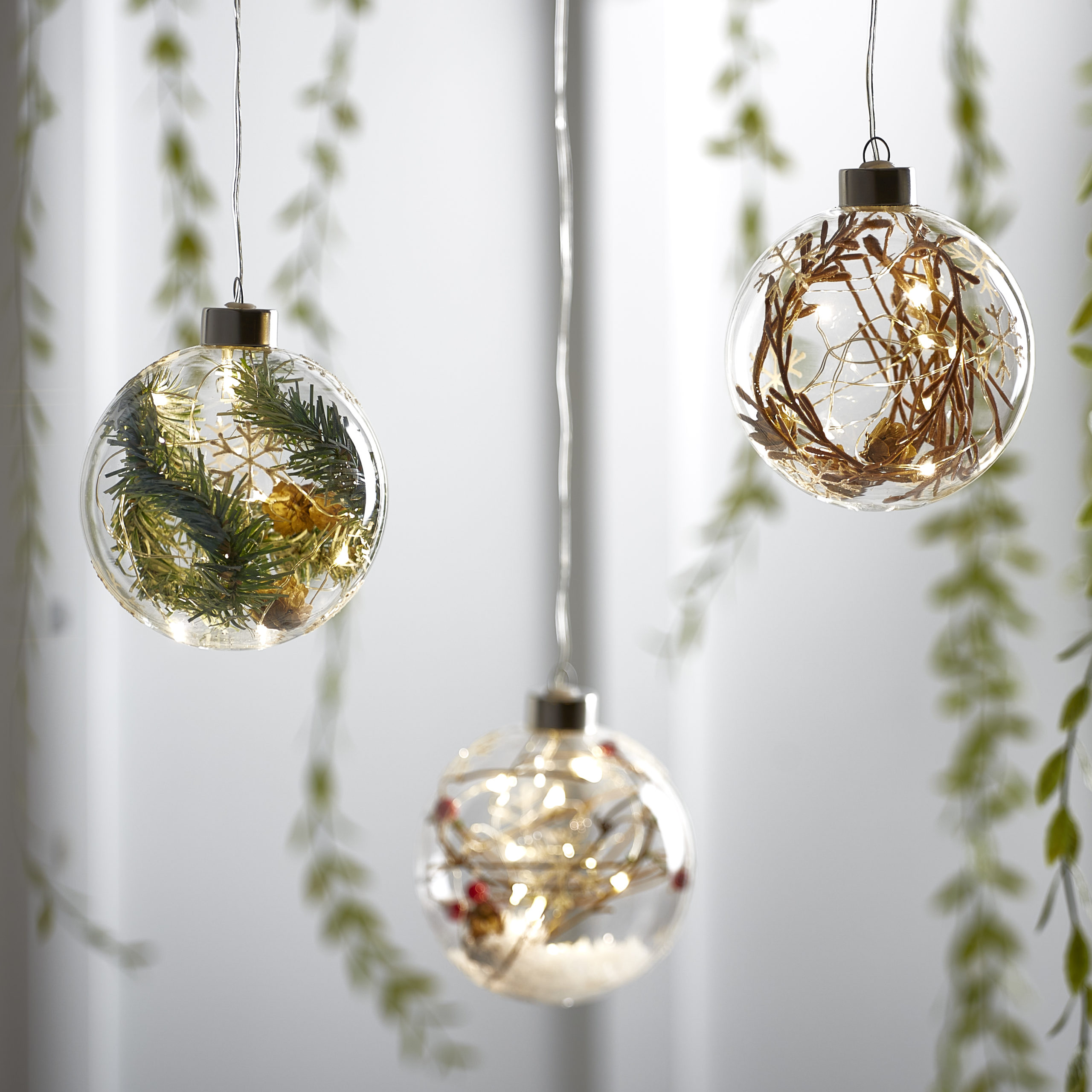 Starry_night_Baubles